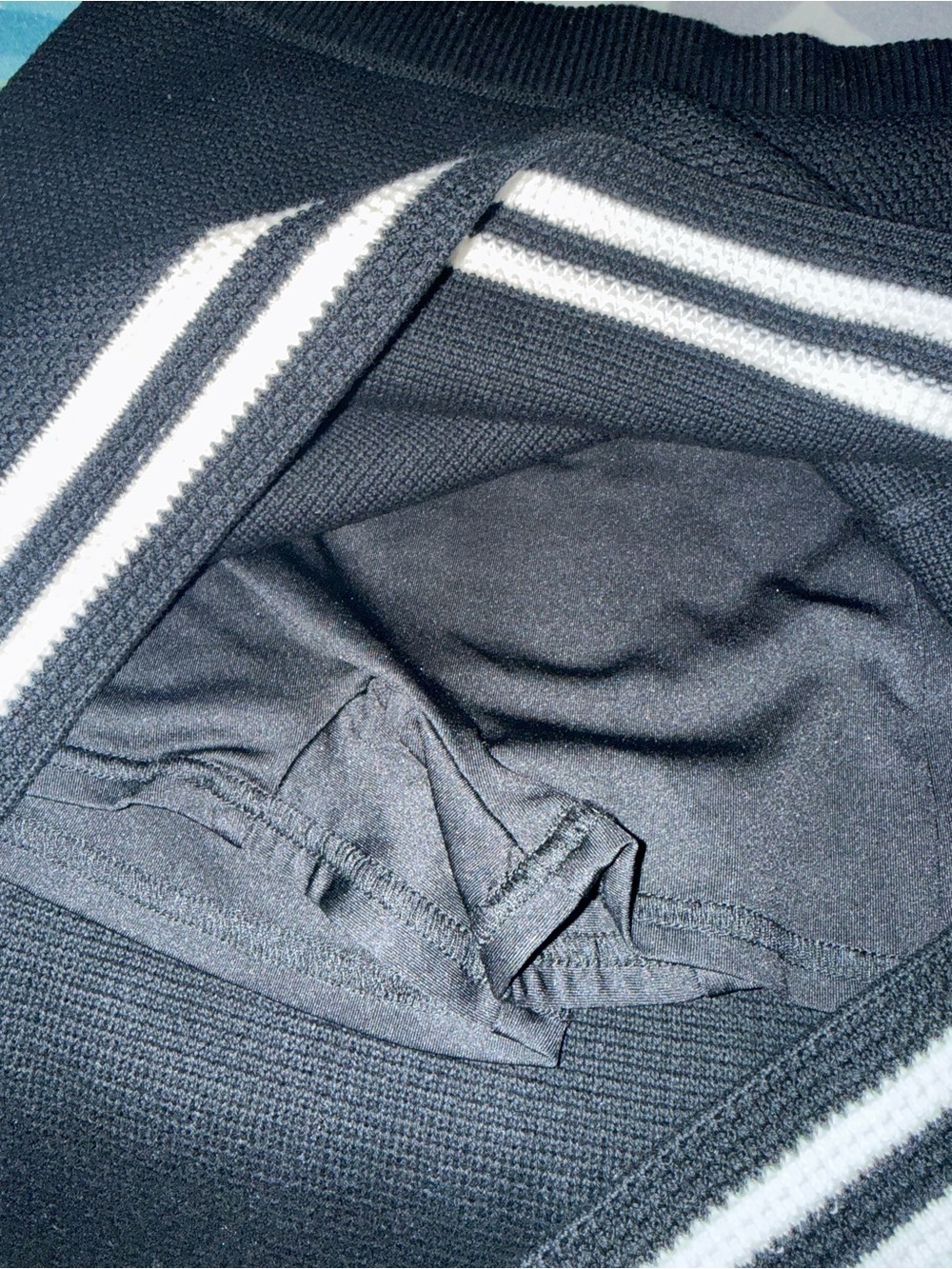 ALO Yoga Black Mini Skirt with White Trim - Picture 3 of 7